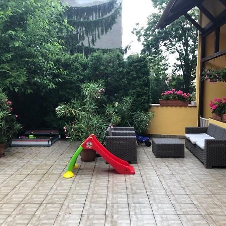 Rigo Lak Apartment Мисколк Екстериор снимка