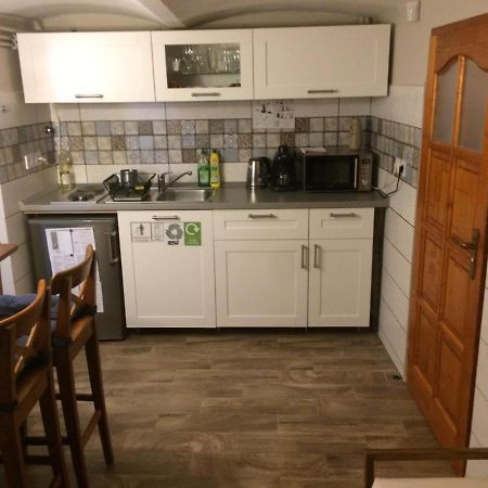 Rigo Lak Apartment Мисколк Екстериор снимка