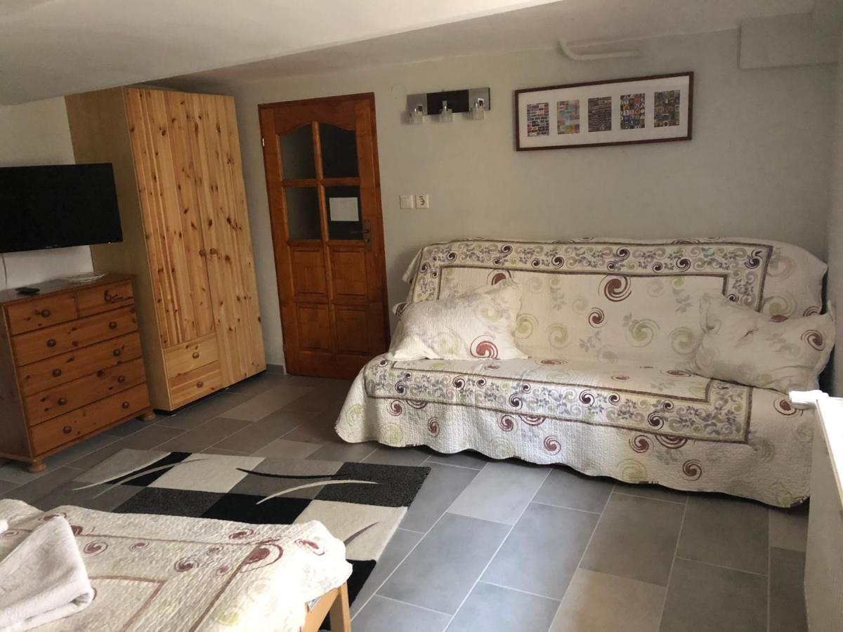 Rigo Lak Apartment Мисколк Екстериор снимка