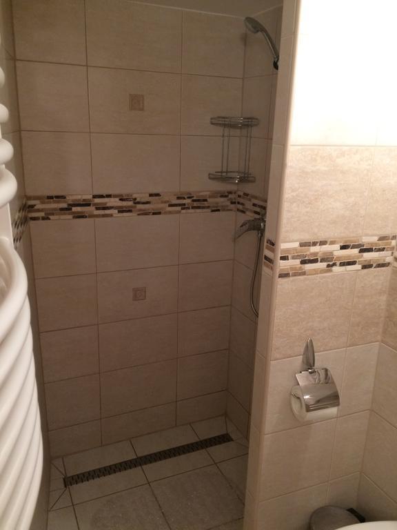 Rigo Lak Apartment Мисколк Екстериор снимка
