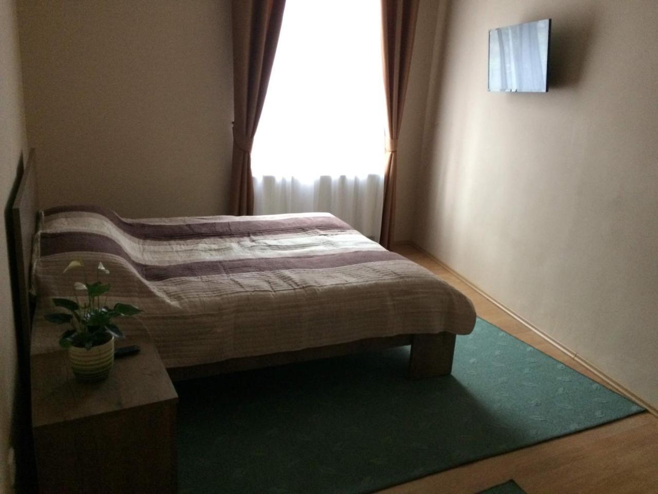 Rigo Lak Apartment Мисколк Екстериор снимка